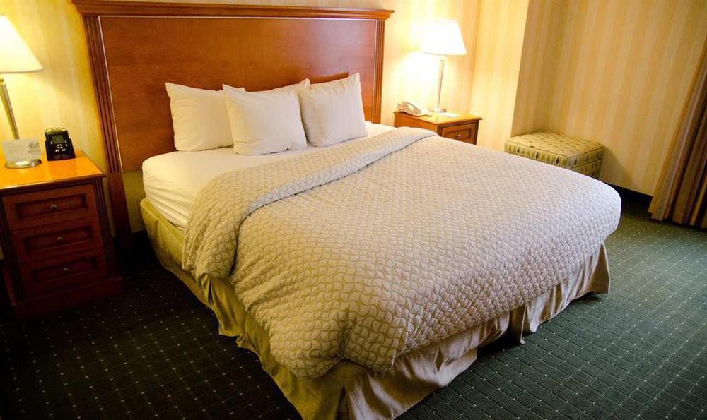 Embassy Suites Newark - Wilmington/South Quarto foto
